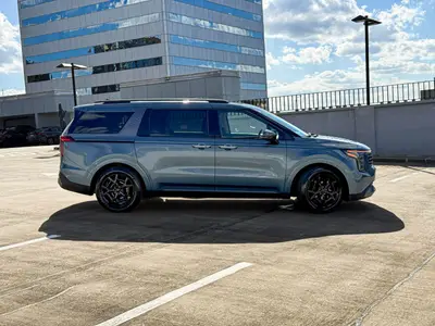 2025 KIA Carnival