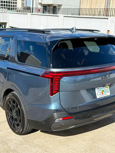 2025 KIA Carnival