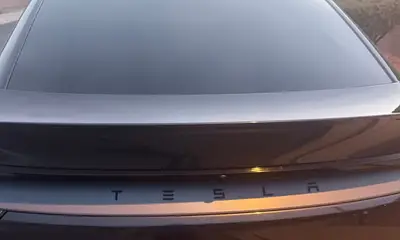 2026 Tesla Model Y Premium (Grey)