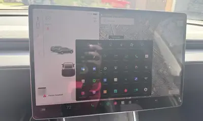 2026 Tesla Model Y Premium (Black)
