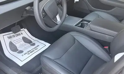 2026 Tesla Model 3 Premium (Black)