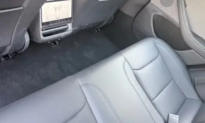 2026 Tesla Model 3 Premium (Black)
