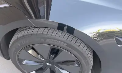 2026 Tesla Model 3 Premium (Black)