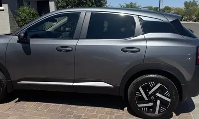 2025 Nissan Kicks Gray