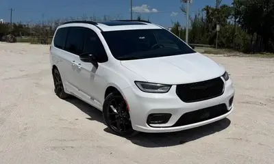 2023 Chrysler Pacifica