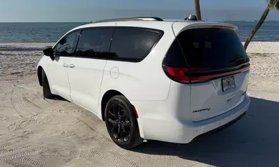 2023 Chrysler Pacifica