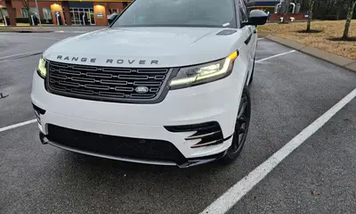 2024 Land Rover Range Rover Velar Dynamic SE