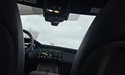 2024 Land Rover Range Rover Velar Dynamic SE