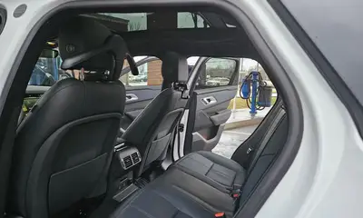 2024 Land Rover Range Rover Velar Dynamic SE