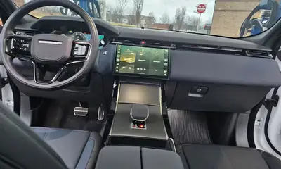 2024 Land Rover Range Rover Velar Dynamic SE